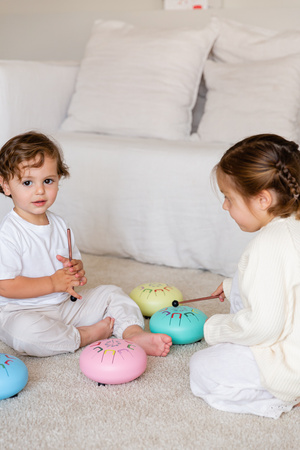 Bębenek językowy Tambu Baby Teal Peal 6” dla dzieci | Instrument muzyczny od 3 lat