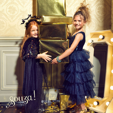 Souza! Peleryna czarna z kapturem i cekinową narzutką kostium Bella