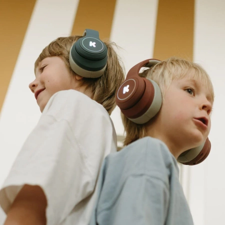 Kidywolf – słuchawki bezprzewodowe, bezpieczne dla dzieci 8+ z ograniczeniem głośności 85 dB | niebieskie