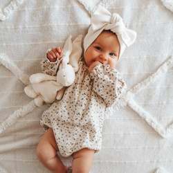 Milenove opaska pin up prążkowana biała-krem