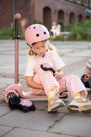 SCOOTANDRIDE Highwaykick 3S Hulajnoga z systemem sterowania 2w1 i kółkami LED składana 3+ Rose