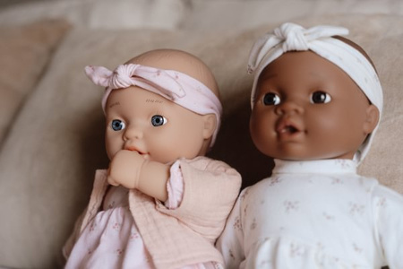 Little Dutch Lalka Lily – lalka bobas z butelką i smoczkiem