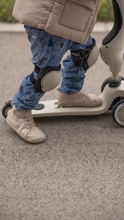 SCOOTANDRIDE Zestaw ochraniaczy dla dzieci XXS Ash