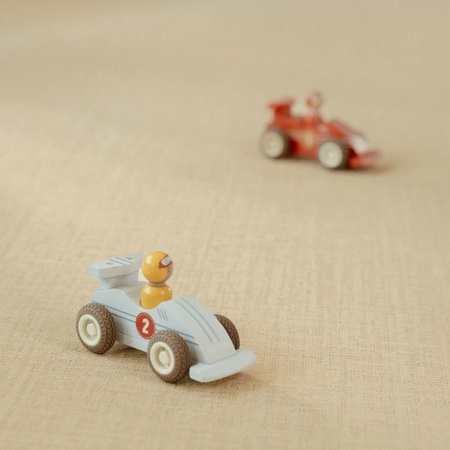Little Dutch Samochody wyścigowe 2 szt. – drewniane autka z kierowcami od 12 miesięcy