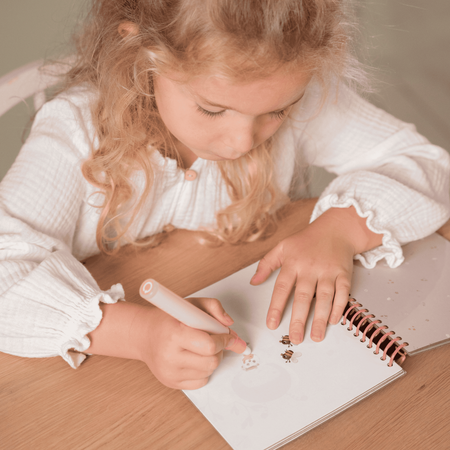 Little Dutch Kolorowanka wodna Rosa & friends