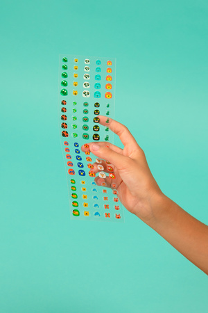 Omy Naklejki na paznokcie dla dzieci ZWIERZĘTA - 200 sztuk