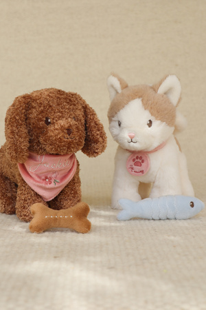 Little Dutch Pies Jackie w torbie – przytulanka z kostką magnetyczną i torbą transportową dla dzieci 12m+