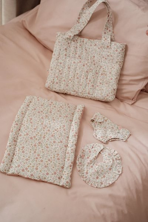 Little Dutch Torba na pieluchy i akcesoria dla lalek Soft Flowers