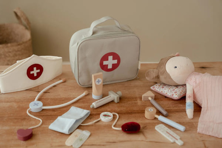 Little Dutch Zestaw lekarza – zabawa w lekarza dla dzieci 3+ w walizeczce